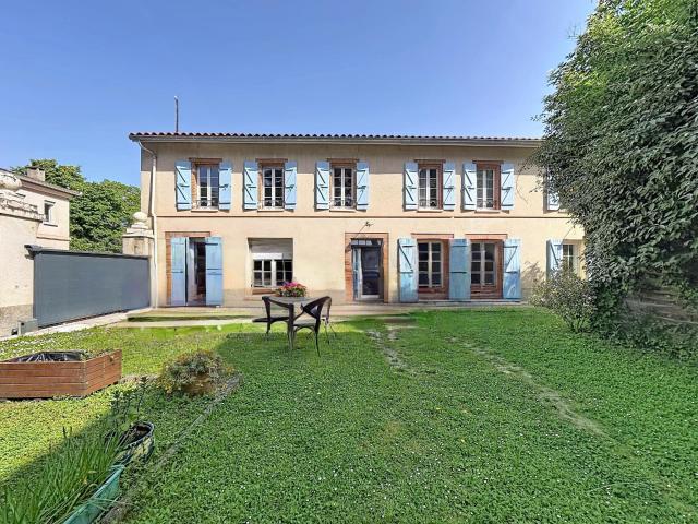 Maison 7 pièces 194 m²