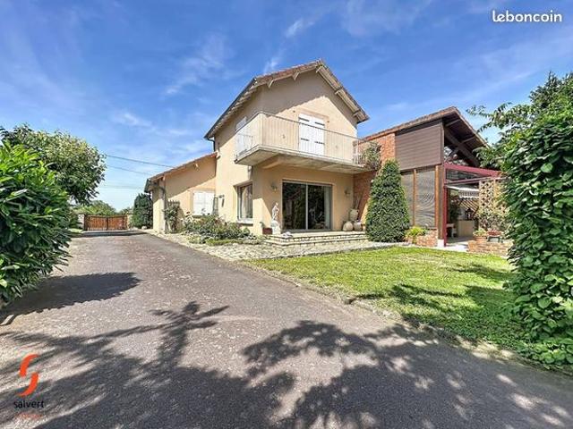 Maison 7 pièces 194 m²
