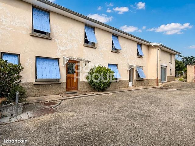 Maison 7 pièces 194 m²