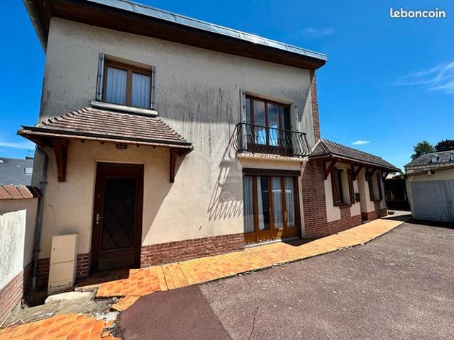 Maison 7 pièces 194 m²