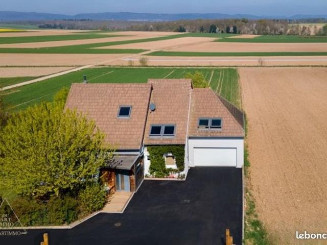 Maison 7 pièces 194 m²