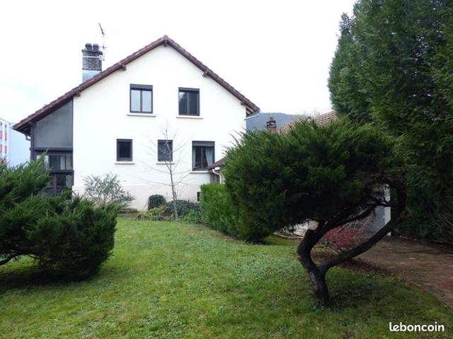 Maison 7 pièces 194 m²
