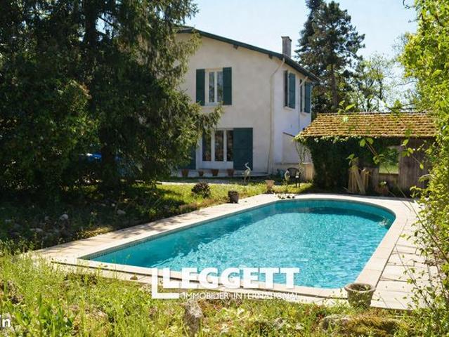 Maison 7 pièces 194 m²