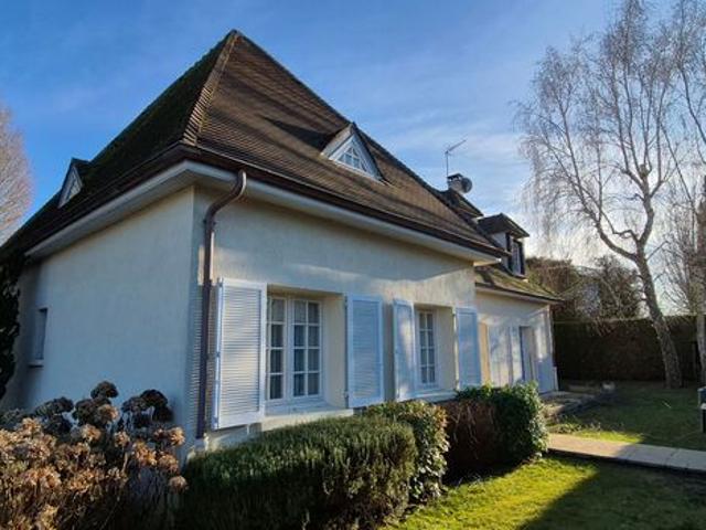 Maison 7 pièces 194 m²