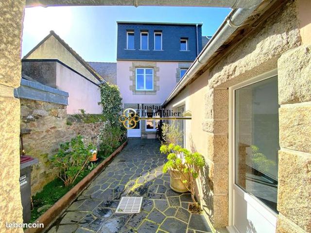 Maison 7 pièces 194 m²