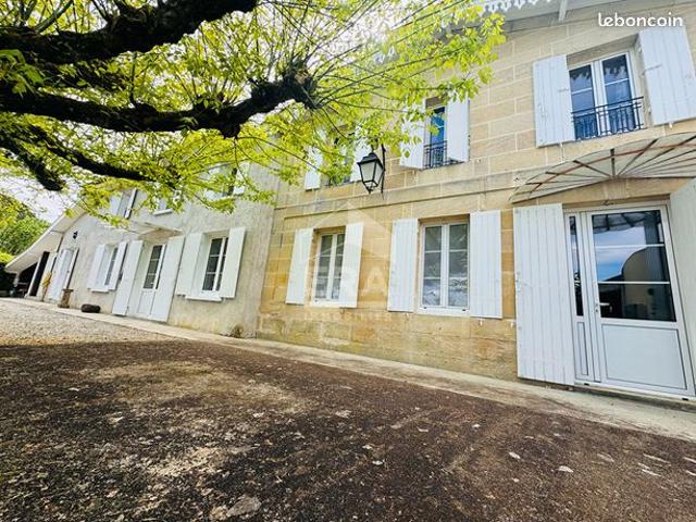 Maison 7 pièces 194 m²
