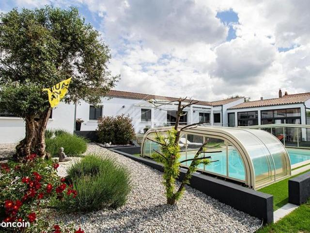 Maison 7 pièces 194 m²