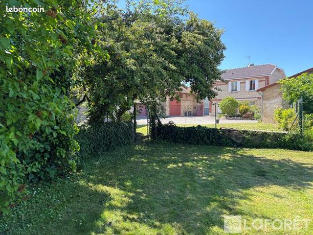 Maison 7 pièces 194 m²