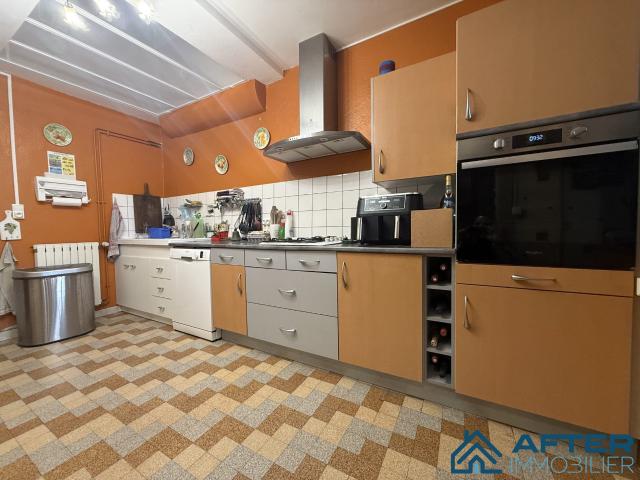 Maison 7 pièces 194 m²