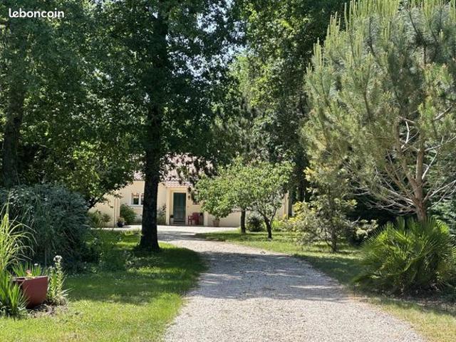 Maison 7 pièces 194 m²