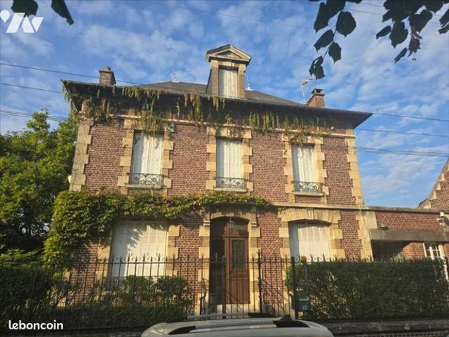Maison 7 pièces 194 m²
