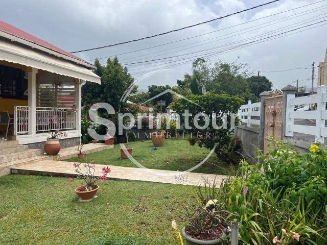 Maison 7 pièces 194 m²