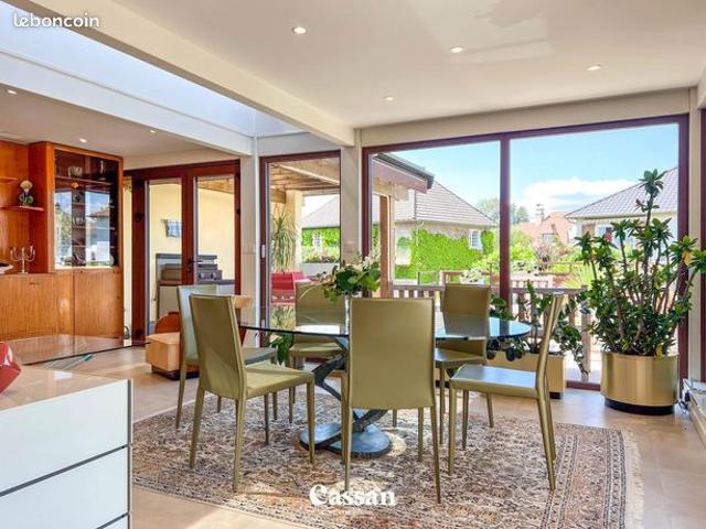 Maison 7 pièces 194 m²