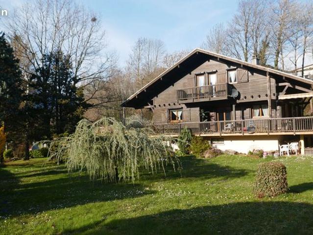 Maison 7 pièces 194 m²