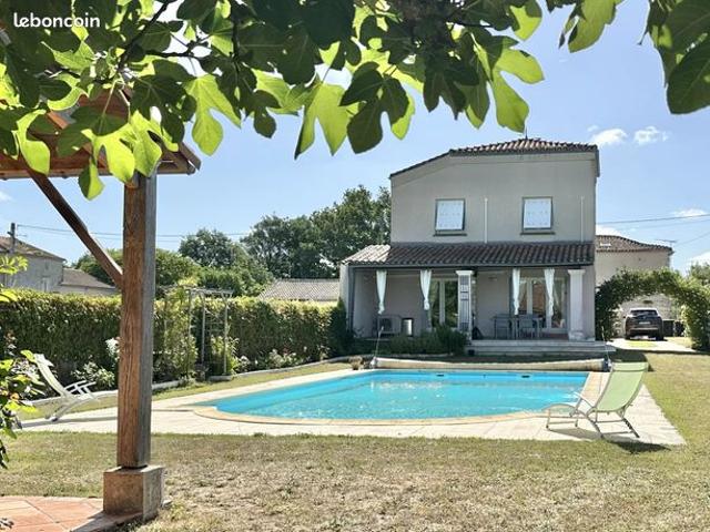 Maison 7 pièces 194 m²