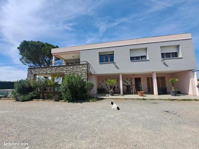 Maison 7 pièces 195 m²