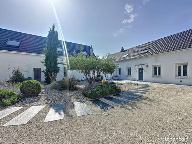 Maison 7 pièces 195 m²