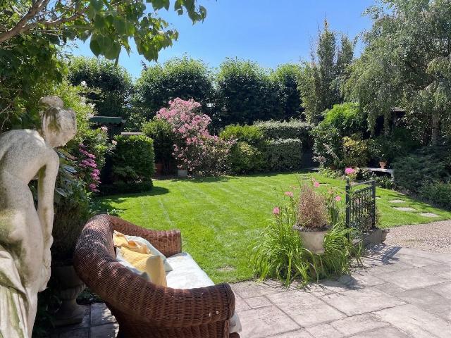 Maison 7 pièces 195 m²