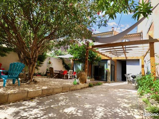 Maison 7 pièces 195 m²