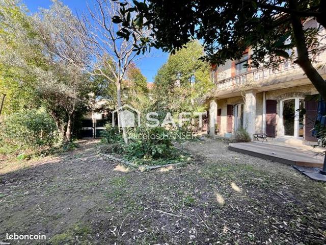 Maison 7 pièces 195 m²