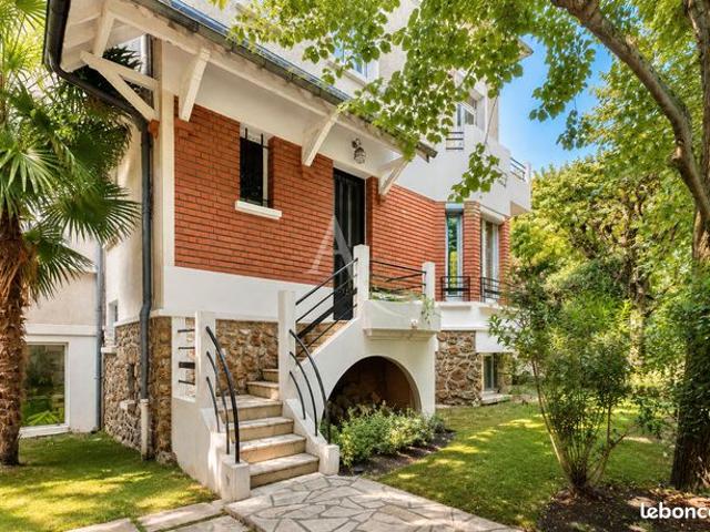 Maison 7 pièces 195 m²