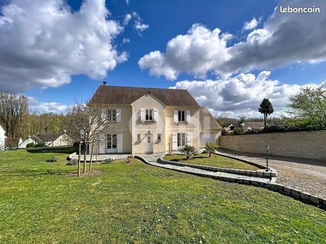Maison 7 pièces 195 m²