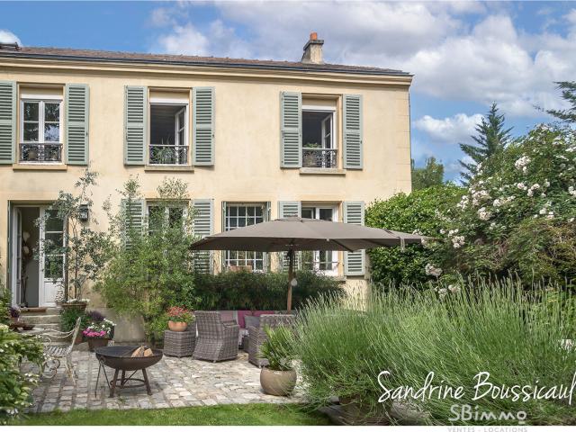 Maison 7 pièces 195 m²