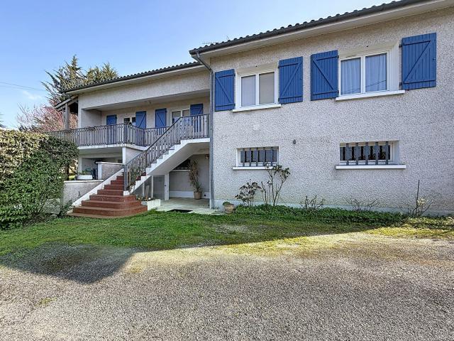 Maison 7 pièces 195 m²