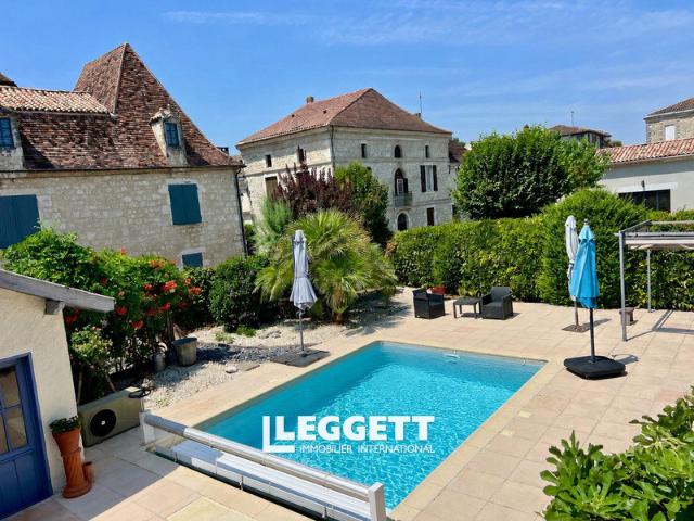 Maison 7 pièces 195 m²