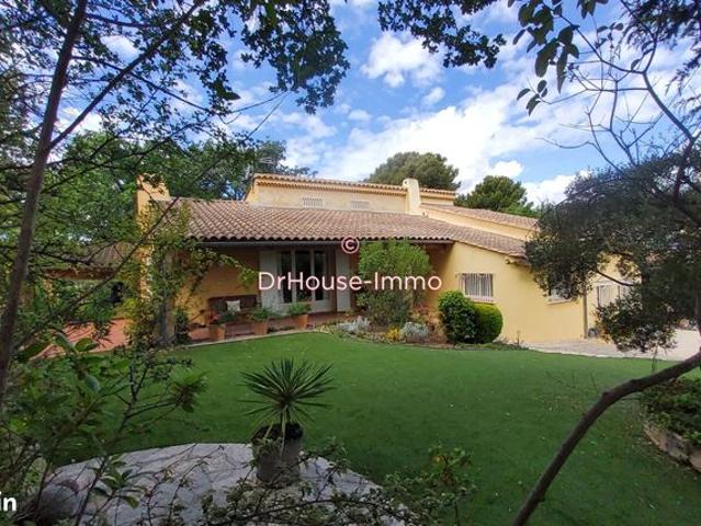 Maison 7 pièces 195 m²