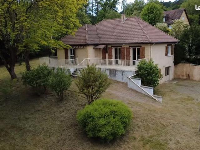 Maison 7 pièces 195 m²