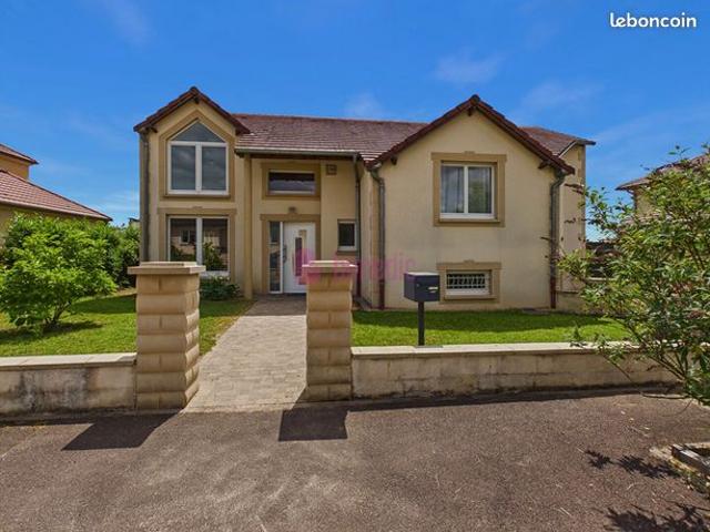 Maison 7 pièces 195 m²