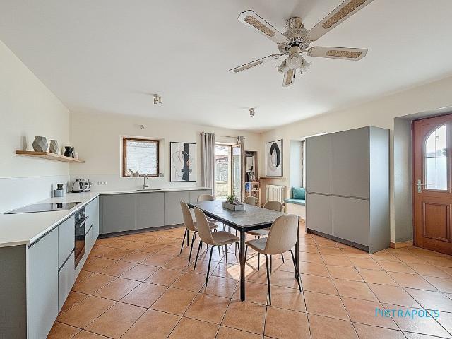 Maison 7 pièces 195 m²