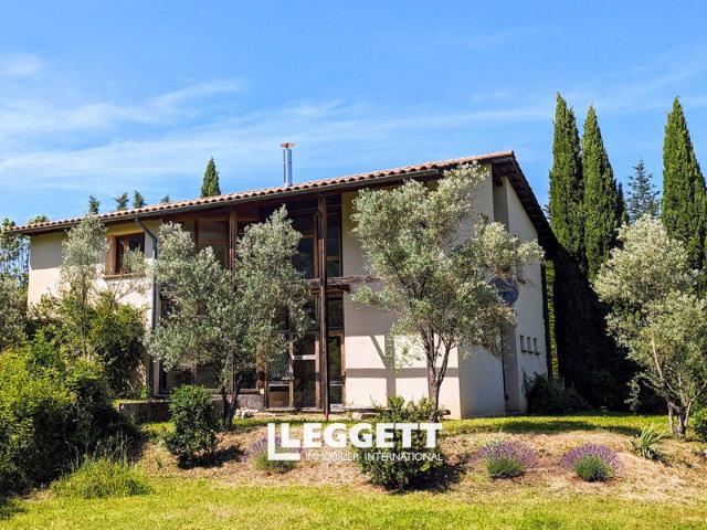 Maison 7 pièces 195 m²