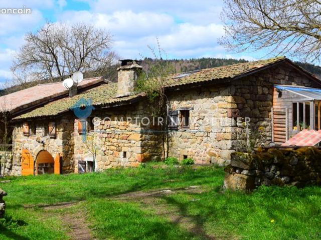 Maison 7 pièces 195 m²