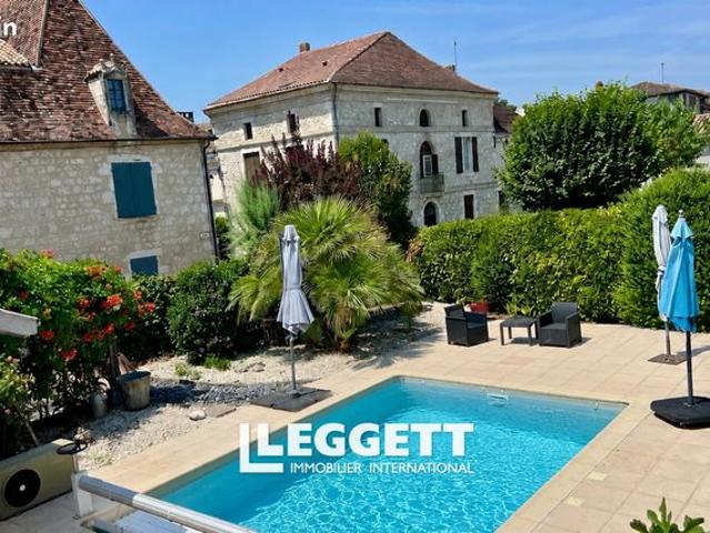 Maison 7 pièces 195 m²