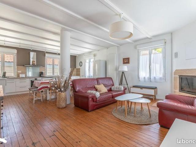 Maison 7 pièces 195 m²