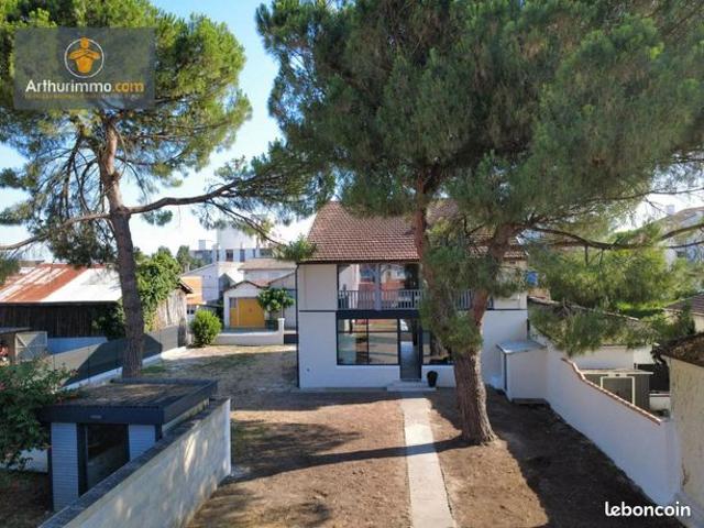 Maison 7 pièces 195 m²