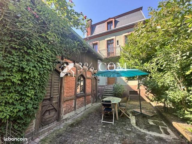 Maison 7 pièces 195 m²