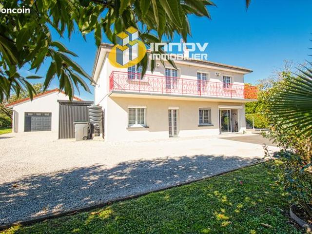 Maison 7 pièces 195 m²