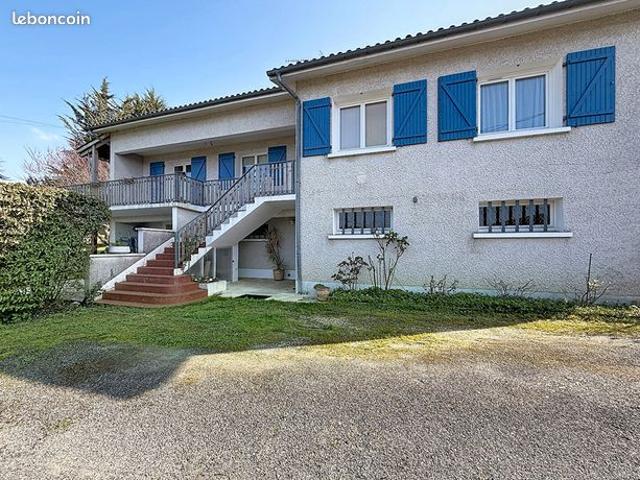 Maison 7 pièces 195 m²