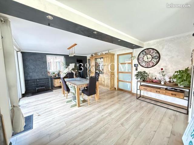 Maison 7 pièces 195 m²