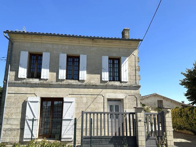 Maison 7 pièces 195 m²