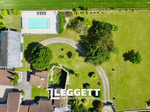Maison 7 pièces 195 m²