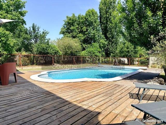 Maison 7 pièces 195 m²