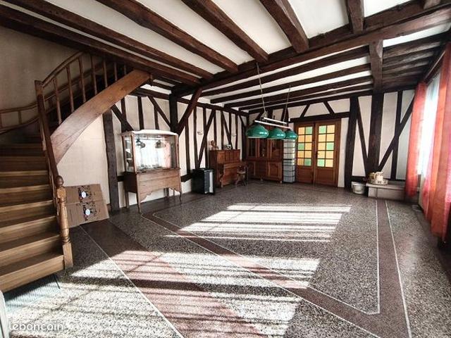 Maison 7 pièces 195 m²