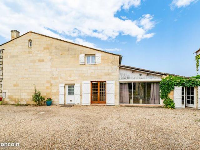 Maison 7 pièces 195 m²
