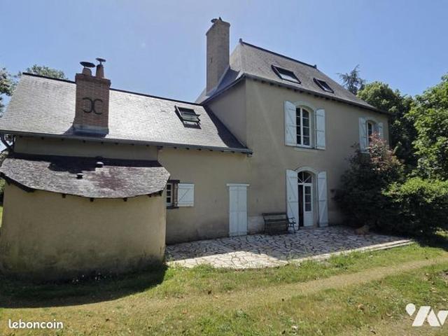 Maison 7 pièces 196 m²