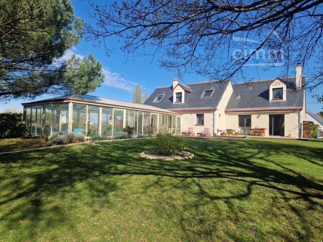 Maison 7 pièces 196 m²