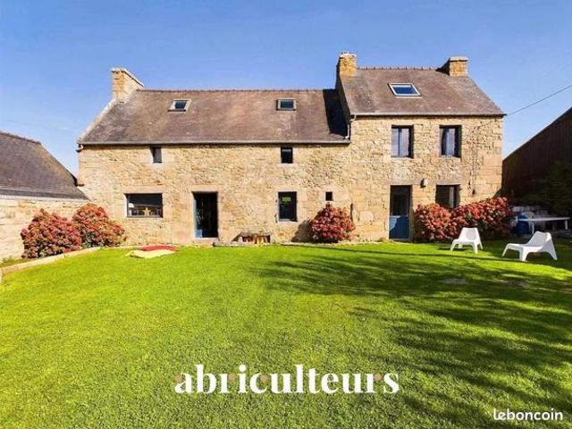 Maison 7 pièces 196 m²